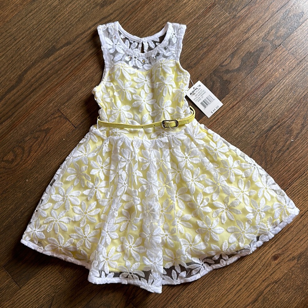 Cutest daisy dress